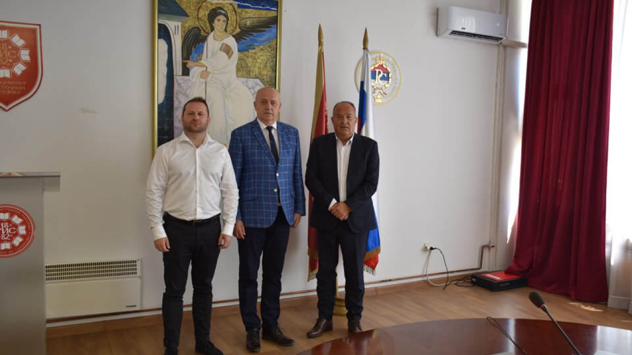 Посјета представника ЈП Службени гласник Републике Србије и  ЈУ Службени гласник Републике Српске  Универзитету у Источном Сарајеву