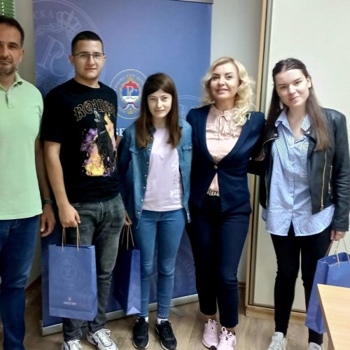 УСПЈЕШНО ОКОНЧАН И ДРУГИ ЦИКЛУС СТУДЕНТСКЕ ПРАКСЕ