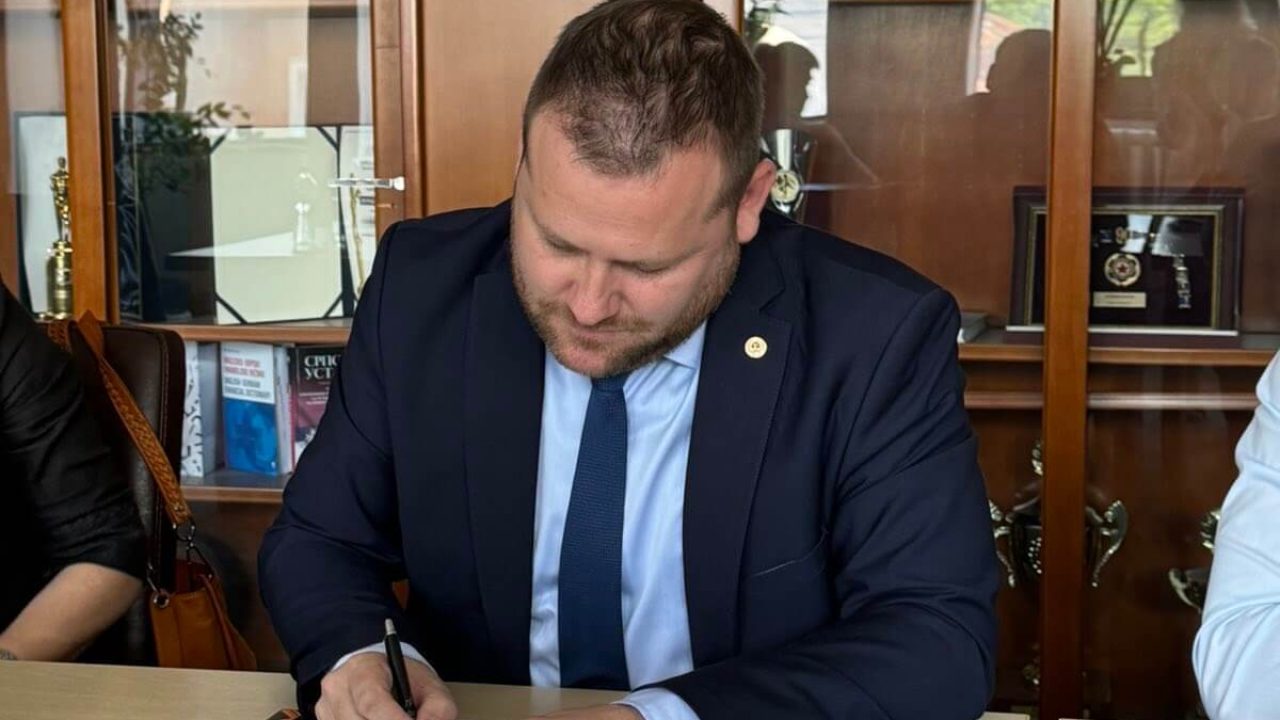 Јачање сарадње између Јавног предузећа Службени гласник и Јавне установе Службени гласник Републике Српске